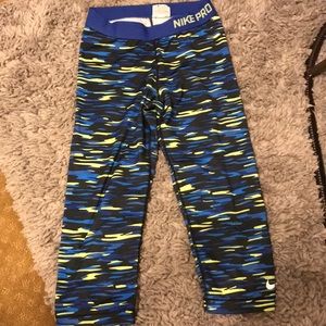 Nike cropped leggings